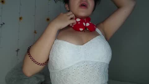 Alisson online show from February 22, 2025, 9:56 am