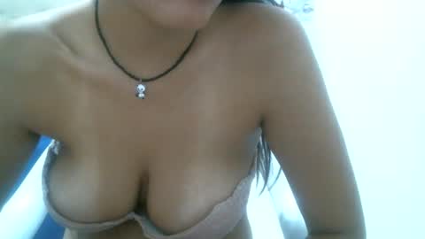 Snapshot of alisson_2508 chatting on May 13, 2026, 11:11 pm alison online show from May 13, 2026, 11:11 pm