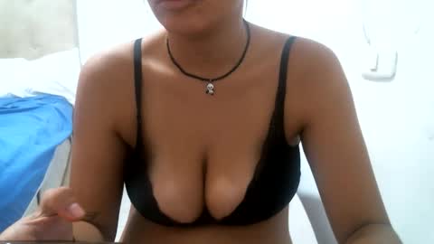 Snapshot of alisson_2508 chatting on May 21, 2026, 6:26 pm alison online show from May 21, 2026, 6:26 pm