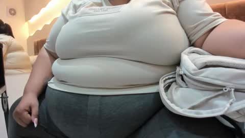 Alisson online show from December 20, 2025, 11:06 am