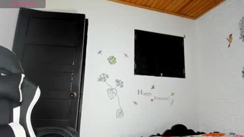 Alisson hoffman05 online show from February 26, 2025, 11:52 am