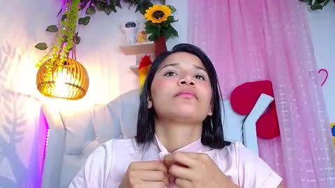 Snapshot of alisson_wiley chatting on May 19, 2026, 7:15 am alisson online show from May 19, 2026, 7:15 am