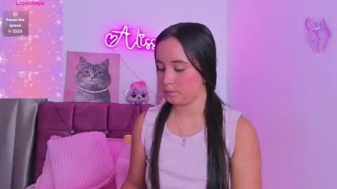 Alisson  online show from March 20, 2026, 2:44 pm