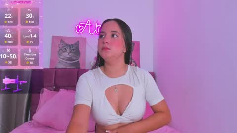 Snapshot of alissonsweet18_ chatting on May 1, 2026, 1:59 pm Alisson online show from May 1, 2026, 1:59 pm