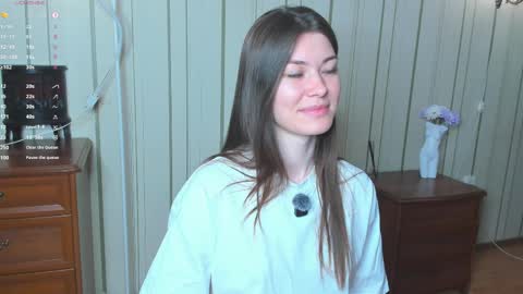 Snapshot of alitafury chatting on April 6, 2026, 7:20 am Alita online show from April 6, 2026, 7:20 am