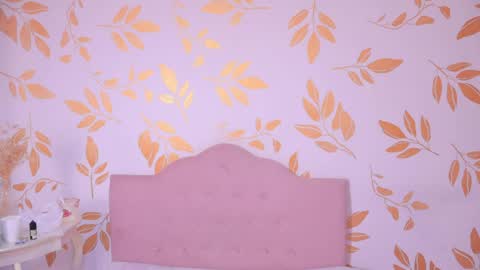 Alix online show from April 21, 2026, 2:51 am