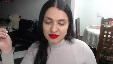 Snapshot of alix_beltran chatting on May 21, 2026, 2:18 am Alix online show from May 21, 2026, 2:18 am
