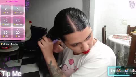 Snapshot of alix_beltran chatting on June 4, 2026, 2:28 am Alix online show from June 4, 2026, 2:28 am