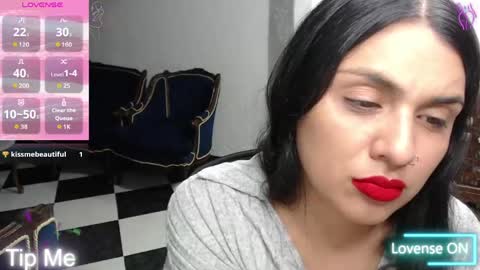 Snapshot of alix_beltran chatting on June 8, 2026, 1:28 am Alix online show from June 8, 2026, 1:28 am