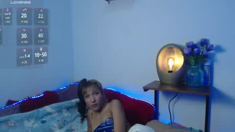 Snapshot of alix_kitty_ chatting on June 25, 2026, 10:14 pm alix_kitty_ online show from June 25, 2026, 10:14 pm
