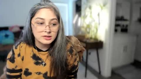 alix_valentine online show from November 19, 2025, 5:46 pm