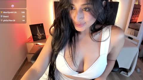 Alizee online show from December 16, 2024, 4:55 am