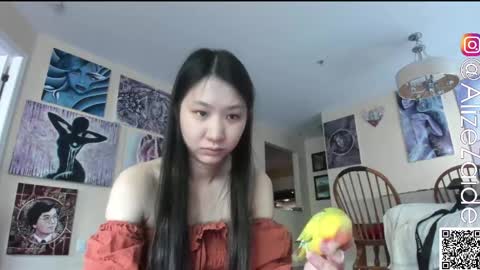 Alize Zaide online show from June 4, 2026, 7:53 pm