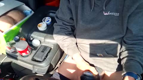 allaloneandhorny81 online show from April 12, 2026, 5:40 pm