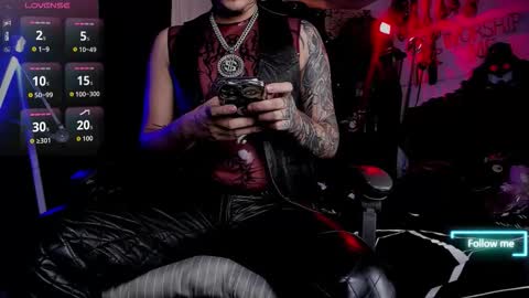 Snapshot of allanhurtss chatting on November 5, 2025, 5:57 pm online show from November 5, 2025, 5:57 pm