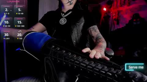 Snapshot of allanhurtss chatting on November 15, 2025, 6:15 pm online show from November 15, 2025, 6:15 pm