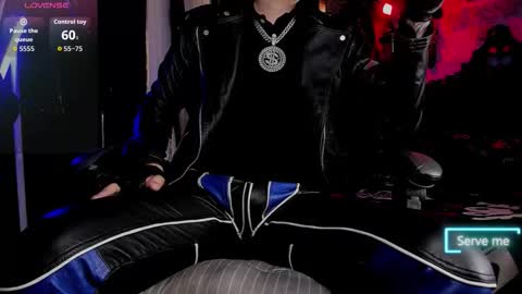 Snapshot of allanhurtss chatting on November 25, 2025, 5:46 pm online show from November 25, 2025, 5:46 pm