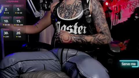 Snapshot of allanhurtss chatting on November 28, 2025, 7:05 pm online show from November 28, 2025, 7:05 pm