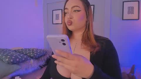 Snapshot of allasska_ chatting on June 11, 2026, 4:32 am Laura online show from June 11, 2026, 4:32 am