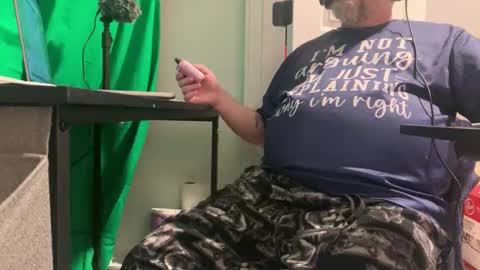 Allergictolove online show from January 25, 2025, 8:10 pm