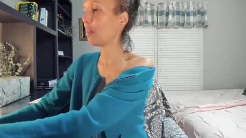 wishlist on bio online show from February 22, 2025, 11:35 pm