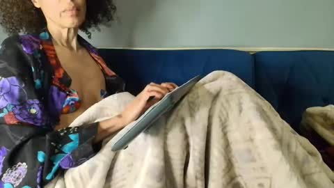 wishlist on bio online show from April 1, 2026, 4:35 am