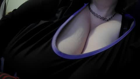 Alli Kat online show from March 29, 2026, 12:49 pm
