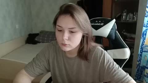 Snapshot of alli_zi chatting on September 21, 2025, 2:35 am Blair online show from September 21, 2025, 2:35 am