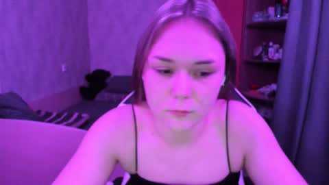 Snapshot of alli_zi chatting on October 20, 2025, 4:07 pm Blair online show from October 20, 2025, 4:07 pm