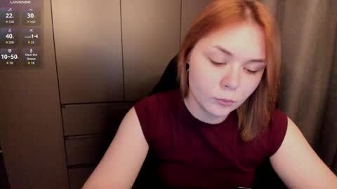 Snapshot of alli_zi chatting on April 26, 2026, 7:44 pm Blair online show from April 26, 2026, 7:44 pm