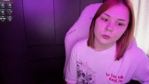 Snapshot of alli_zi chatting on June 10, 2026, 8:24 am Blair online show from June 10, 2026, 8:24 am