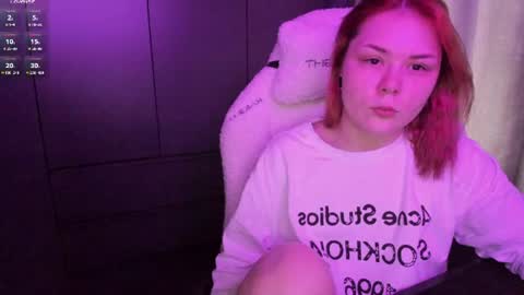 Snapshot of alli_zi chatting on June 16, 2026, 12:35 am Blair online show from June 16, 2026, 12:35 am