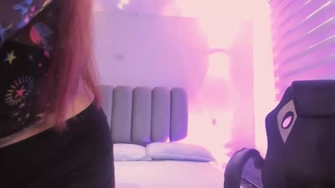 Snapshot of allicelover chatting on December 18, 2025, 11:49 am ALLICE online show from December 18, 2025, 11:49 am