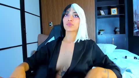 Allice online show from November 5, 2025, 9:31 am