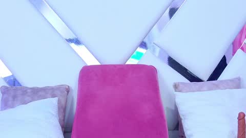 Allicia online show from January 15, 2025, 10:46 pm