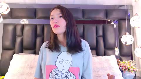 Allicia online show from February 17, 2025, 7:21 pm