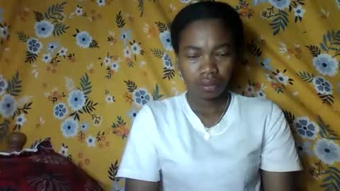 Snapshot of alliciax632770q chatting on February 11, 2026, 1:10 am alliciax632770q online show from February 11, 2026, 1:10 am