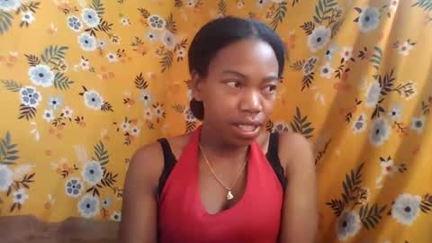 Snapshot of alliciax632770q chatting on February 12, 2026, 12:22 pm alliciax632770q online show from February 12, 2026, 12:22 pm