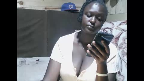 Snapshot of allie_quin chatting on February 28, 2026, 9:54 am Allie online show from February 28, 2026, 9:54 am