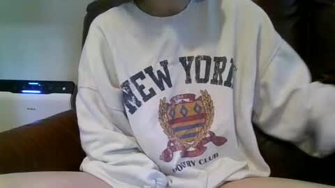 alliebearx online show from March 14, 2026, 4:23 pm