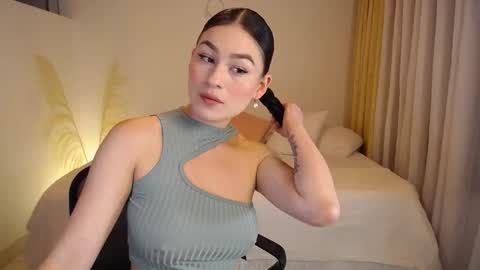 Allie  online show from January 16, 2026, 2:21 pm