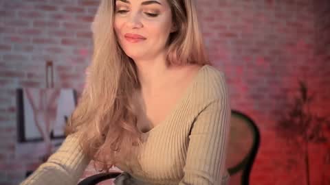 Allie online show from December 19, 2024, 6:12 am