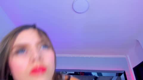 Snapshot of allijadid chatting on January 27, 2025, 10:49 am    online show from January 27, 2025, 10:49 am