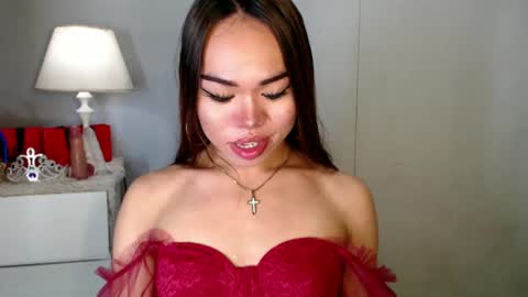 Snapshot of allirah20x chatting on December 12, 2024, 2:55 pm Allirah online show from December 12, 2024, 2:55 pm