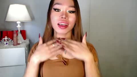 Snapshot of allirah20x chatting on December 18, 2024, 4:06 pm Allirah online show from December 18, 2024, 4:06 pm