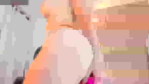 allison_fosther online show from December 4, 2025, 2:54 am