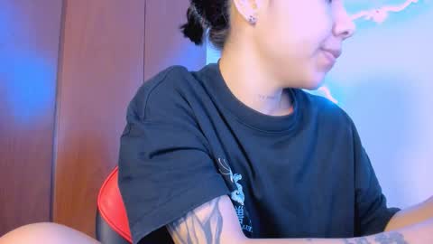 Snapshot of allison_starmodel chatting on March 20, 2026, 2:27 am allison_starmodel online show from March 20, 2026, 2:27 am