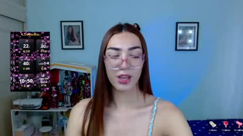 Snapshot of allisonblossom chatting on April 26, 2026, 6:27 pm online show from April 26, 2026, 6:27 pm