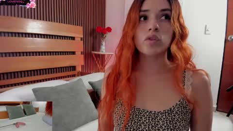 Snapshot of alliss_ginger_ chatting on April 22, 2026, 9:27 pm A L L I S S online show from April 22, 2026, 9:27 pm