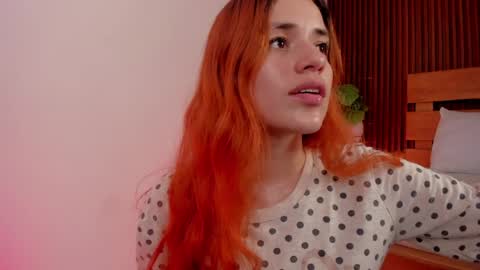 Snapshot of alliss_ginger_ chatting on May 2, 2026, 9:31 pm A L L I S S online show from May 2, 2026, 9:31 pm